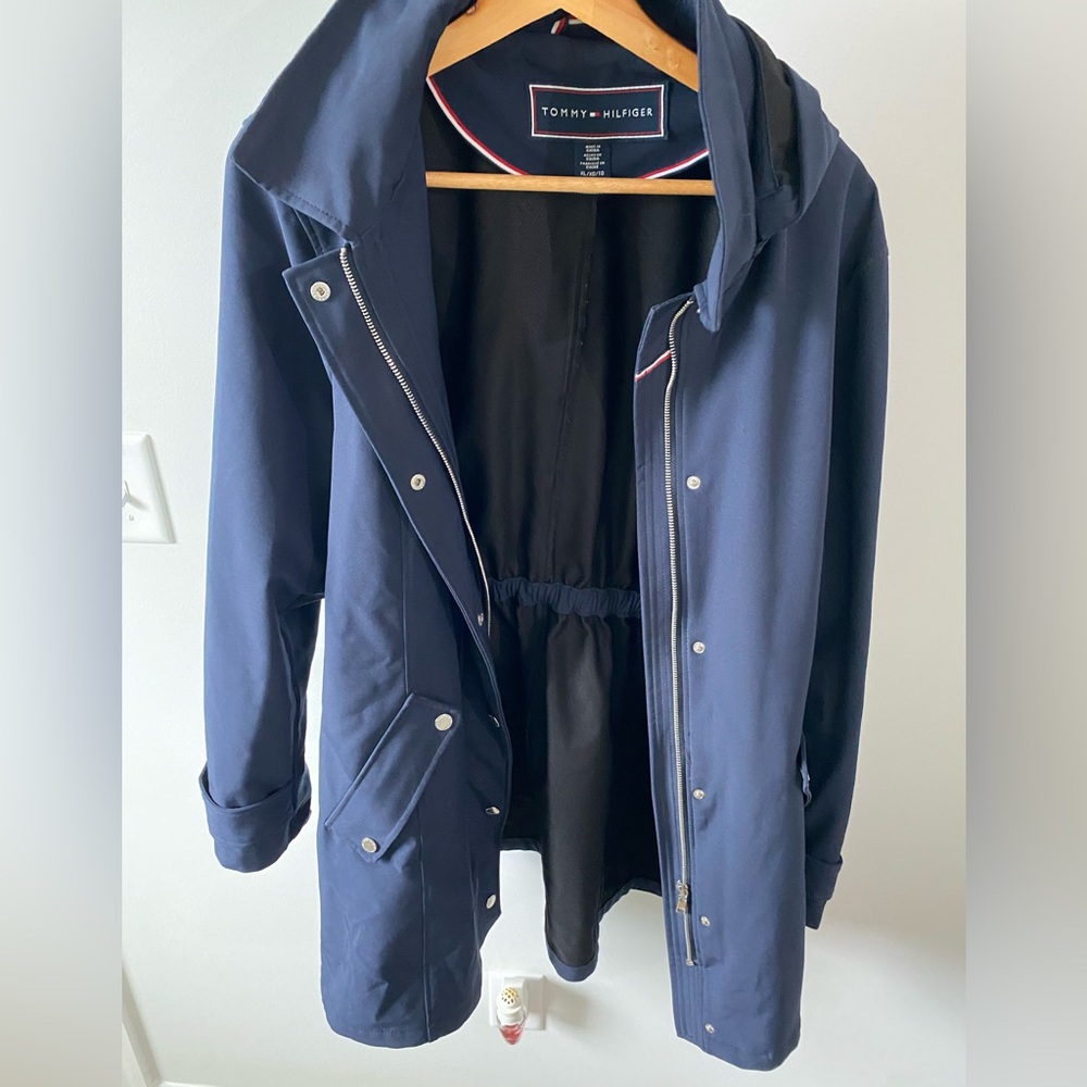 Tommy Hilfiger Navy Hooded Rain Jacket with Red-Trim